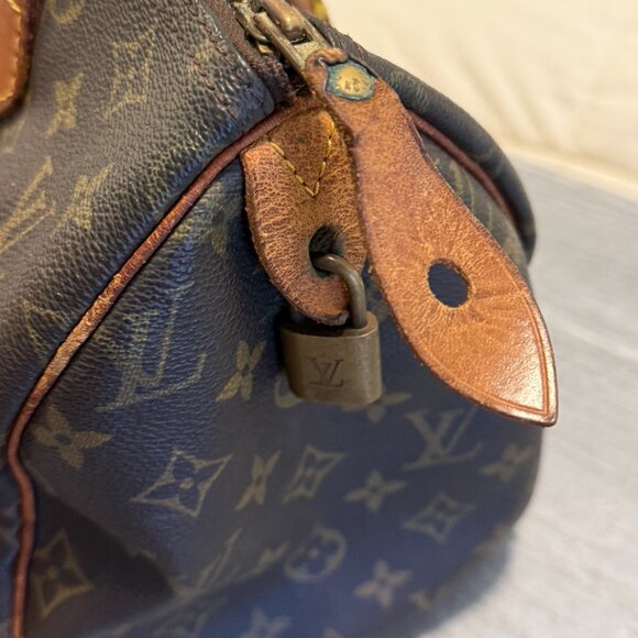 Louis Vuitton Speedy 30 Canvas Purse - Picture 9 of 10